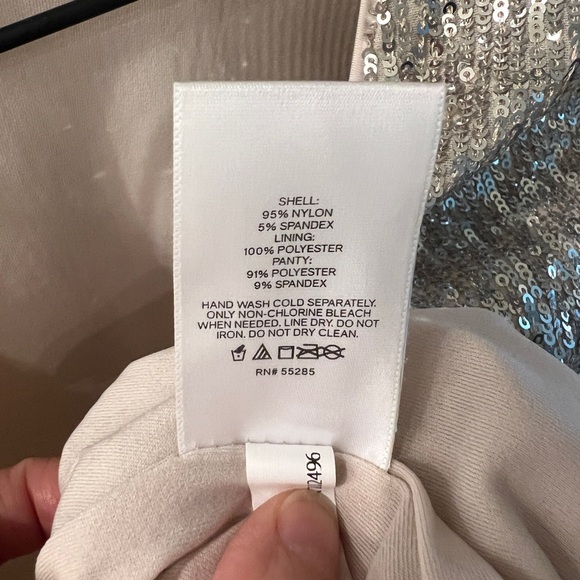 Express sequin thong bodysuit - Picture 6 of 8